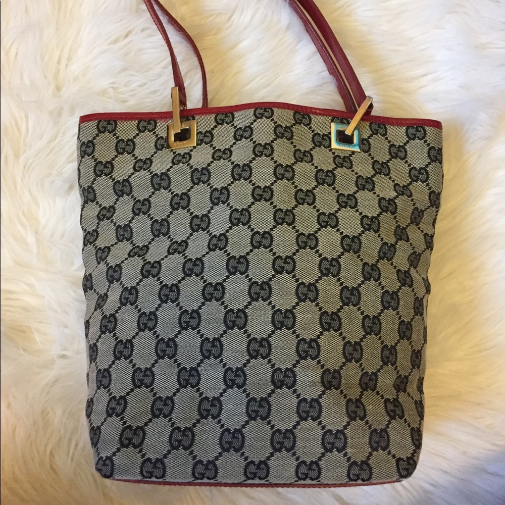 Vintage Gucci small bucket tote